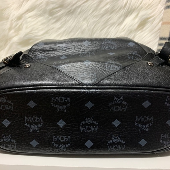 *** MCM Visetos drawstring *** - Picture 9 of 16